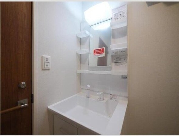 メゾンヤマダの物件内観写真